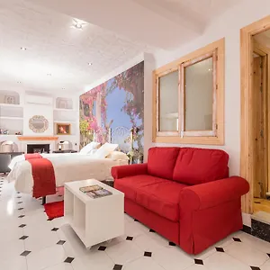 Bed & Breakfast Salamandra Plaza, Competa